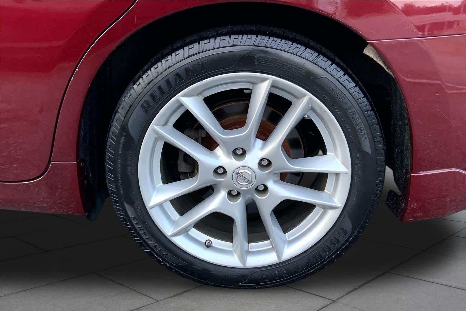 Used 2011 Tuscan Sun Metallic Nissan 3.5 S image 10