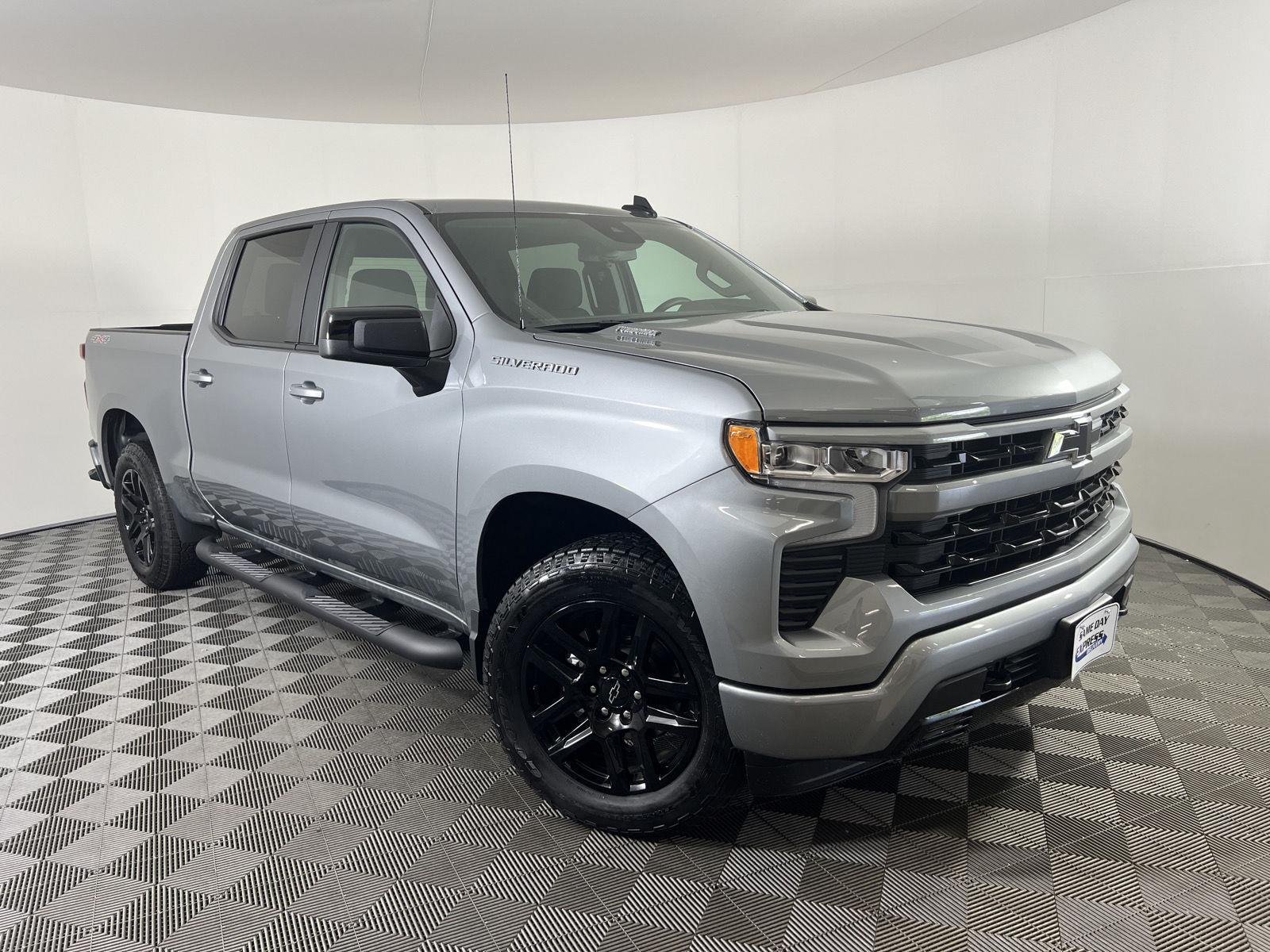 Used 2026 Sterling Gray Metallic Chevrolet RST image 1