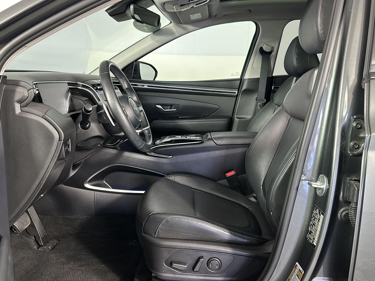 Used 2022 Amazon Gray Hyundai Limited image 11