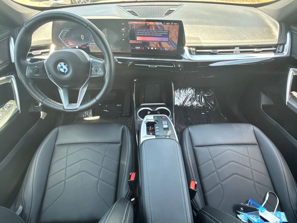 Used 2026 Beige BMW xDrive28i image 19