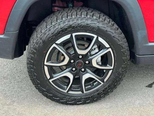 Used 2025 Red Jeep Trailhawk image 10
