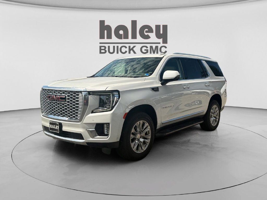 Used 2024 White GMC Denali image 1