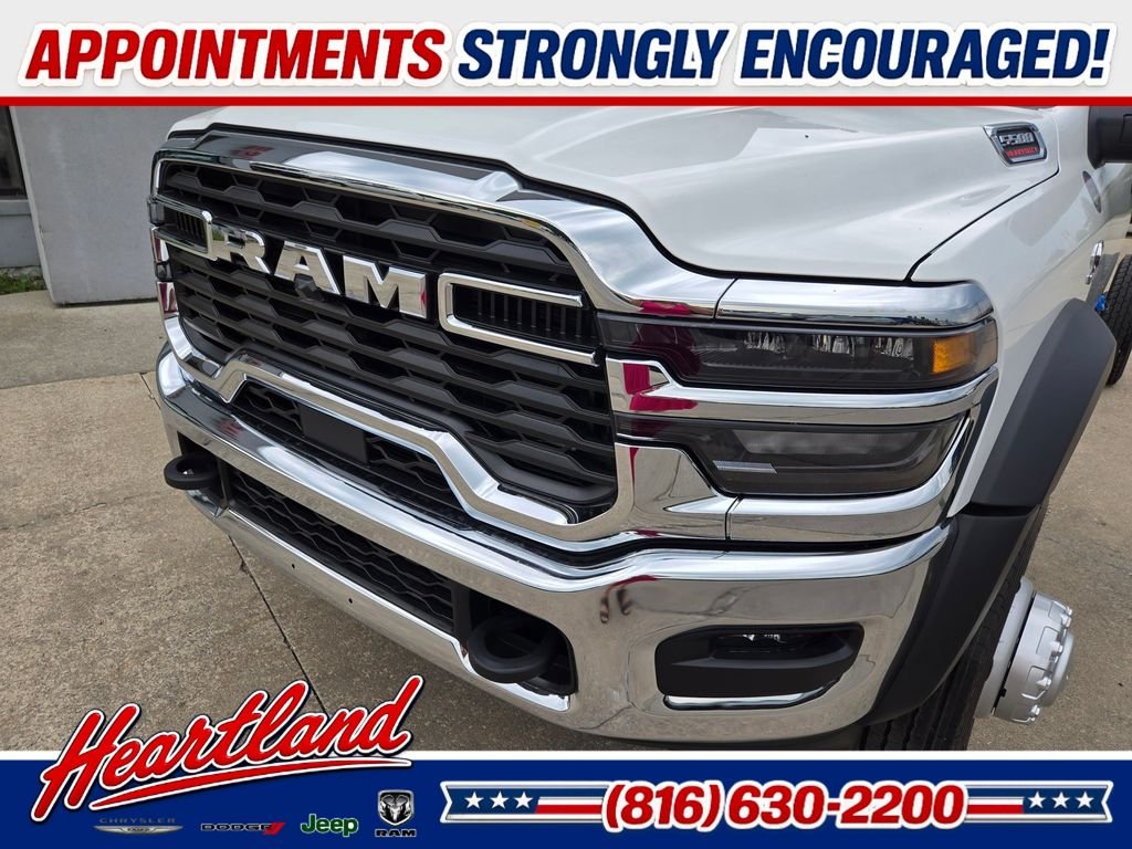 New 2026 Bright White Clearcoat RAM Tradesman image 16