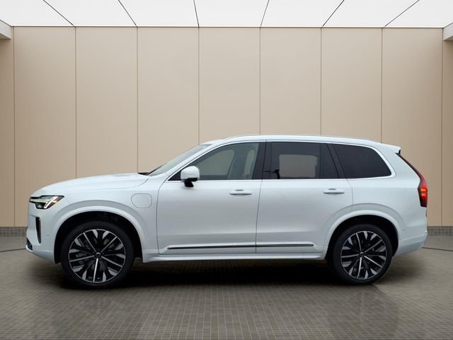 New 2026 Crystal White Volvo Ultra image 5