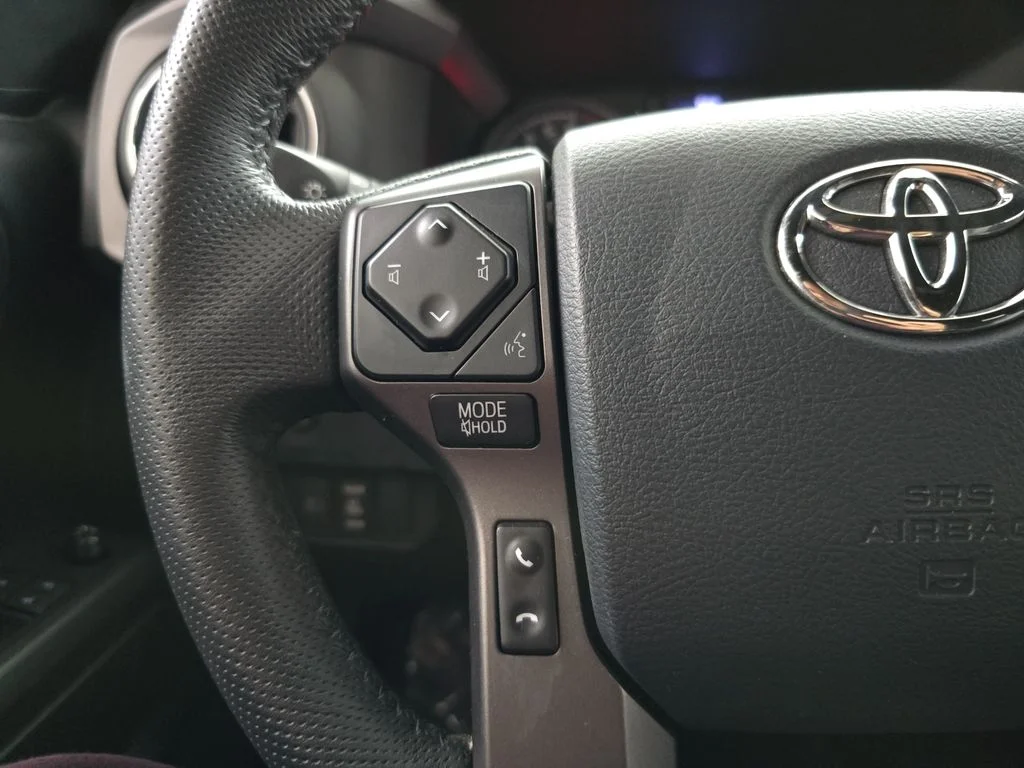 Used 2020 Silver Toyota SR5 image 20