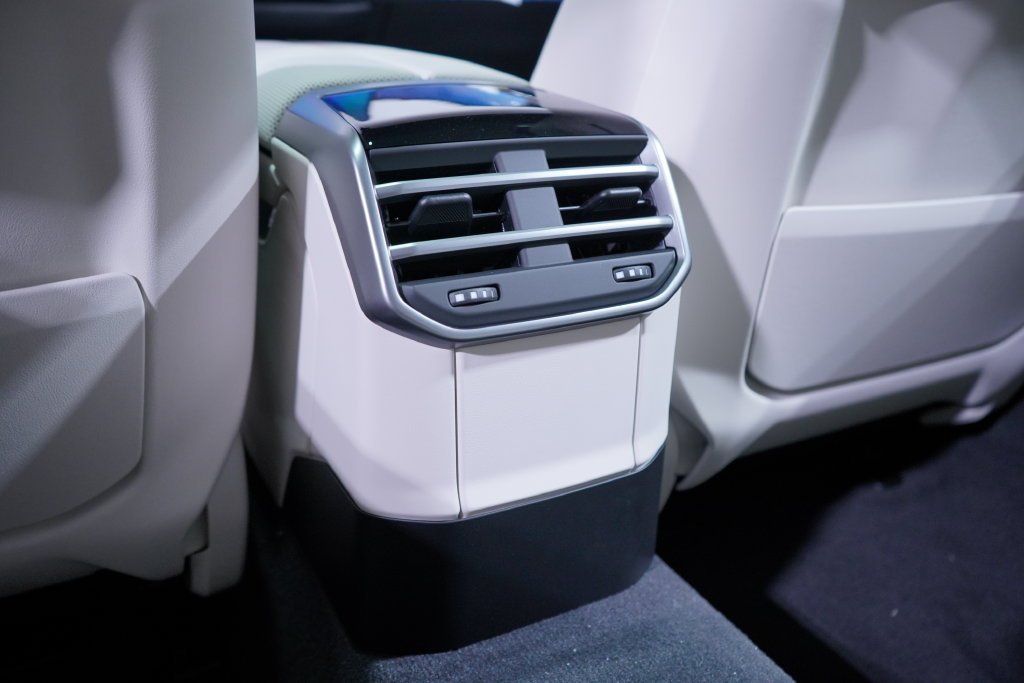 New 2027 Blue BMW  image 21