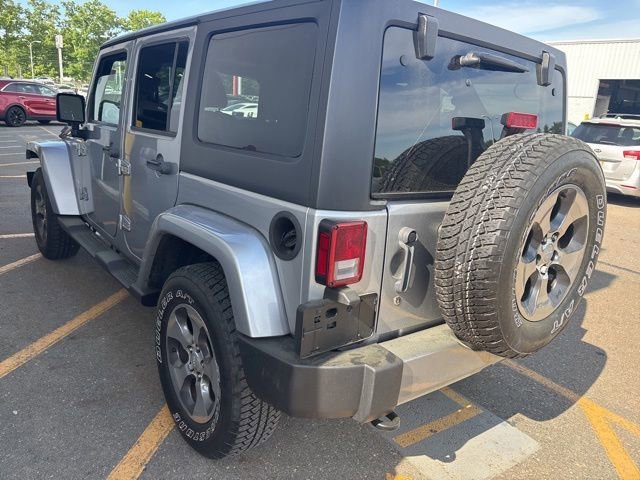 Certified Used 2017 Billet Silver Metallic Clearcoat Jeep Sahara image 7