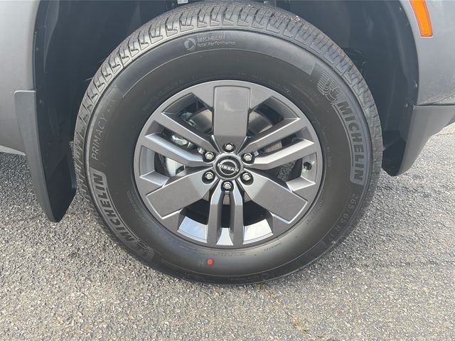 New 2026 Gun Metallic Nissan Crew Cab SV image 10