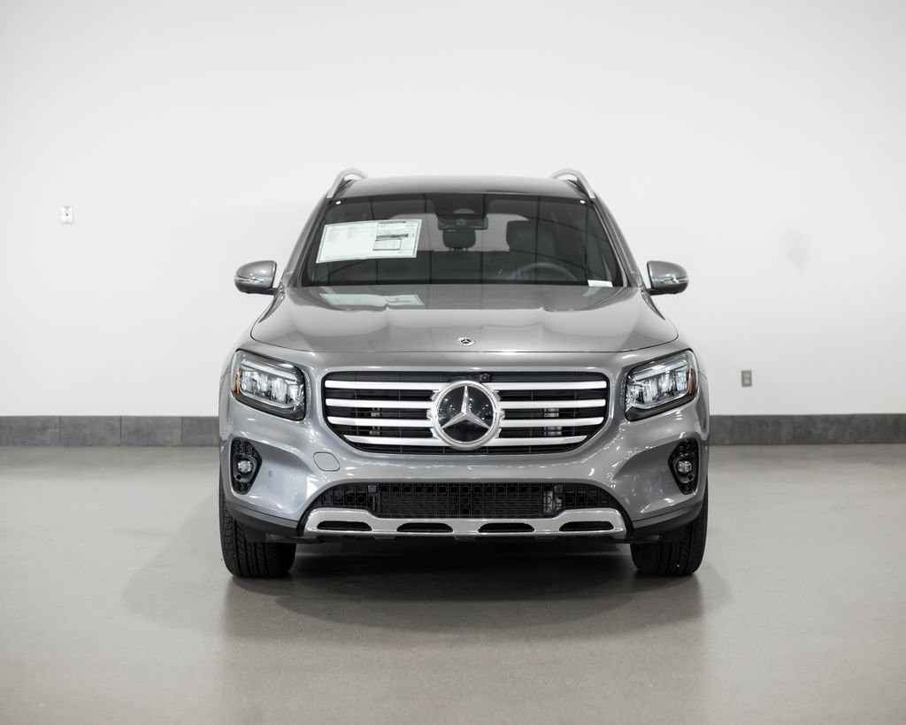 New 2026 Mountain Grey Metallic Mercedes-Benz GLB 250 image 2