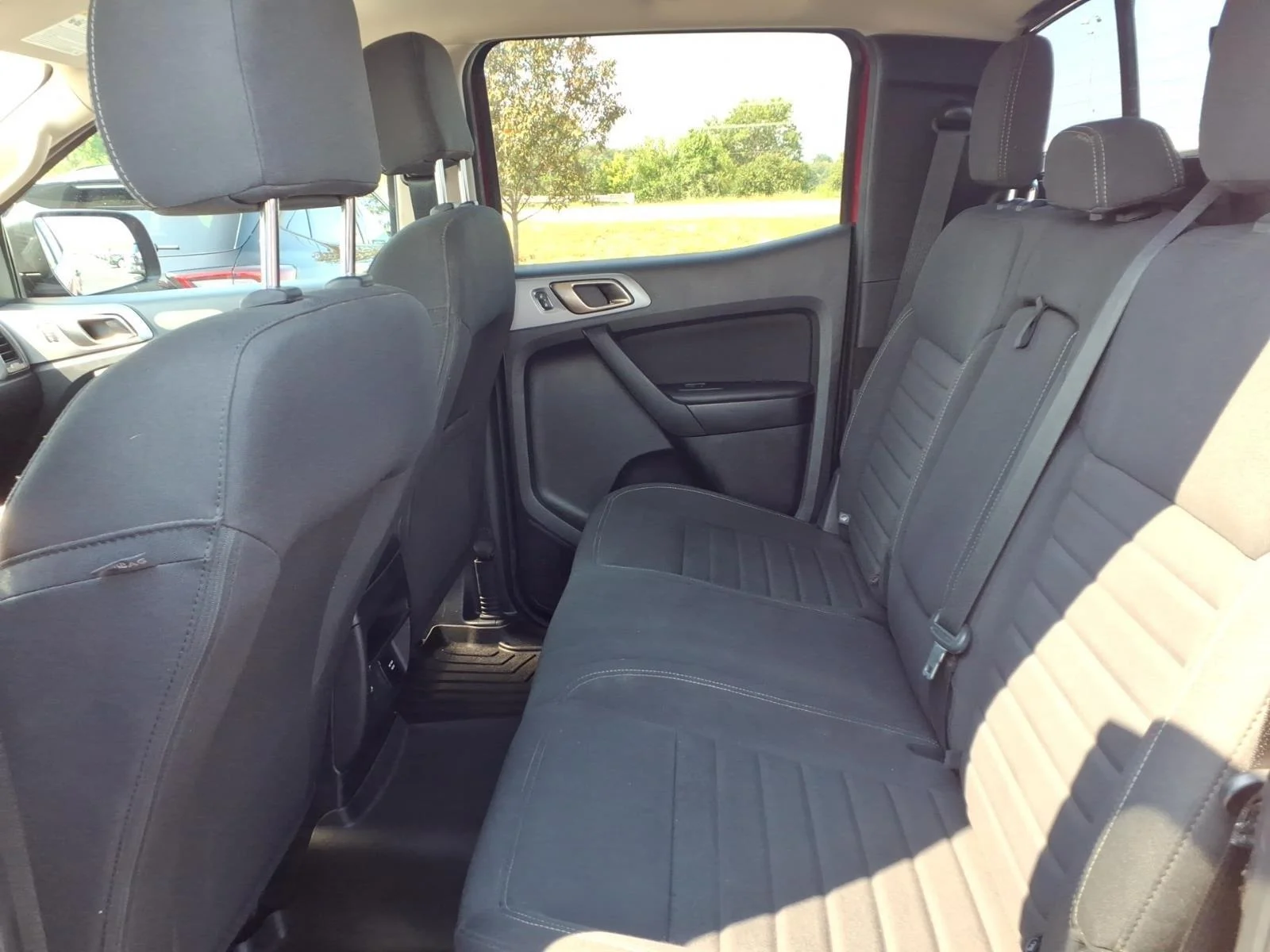 Used 2021 Rapid Red Metallic Tinted Clearcoat Ford XLT image 26