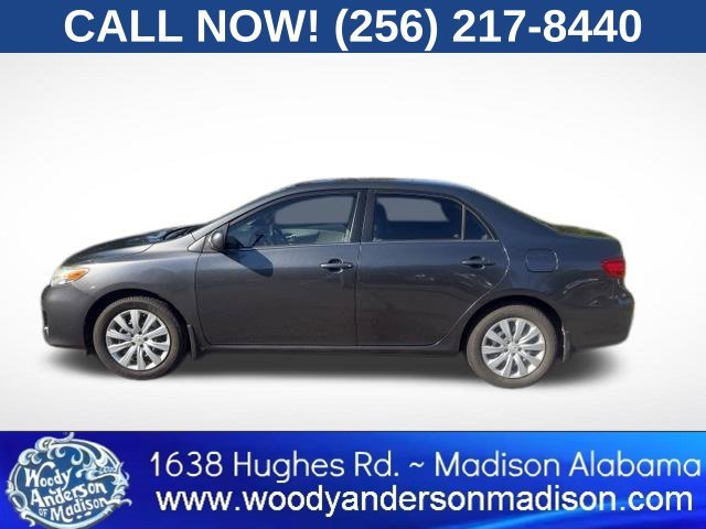 Used 2013 Magnetic Gray Metallic Toyota LE image 3