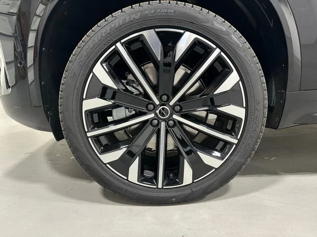 2026 Volvo XC90 Ultra - Photo 22