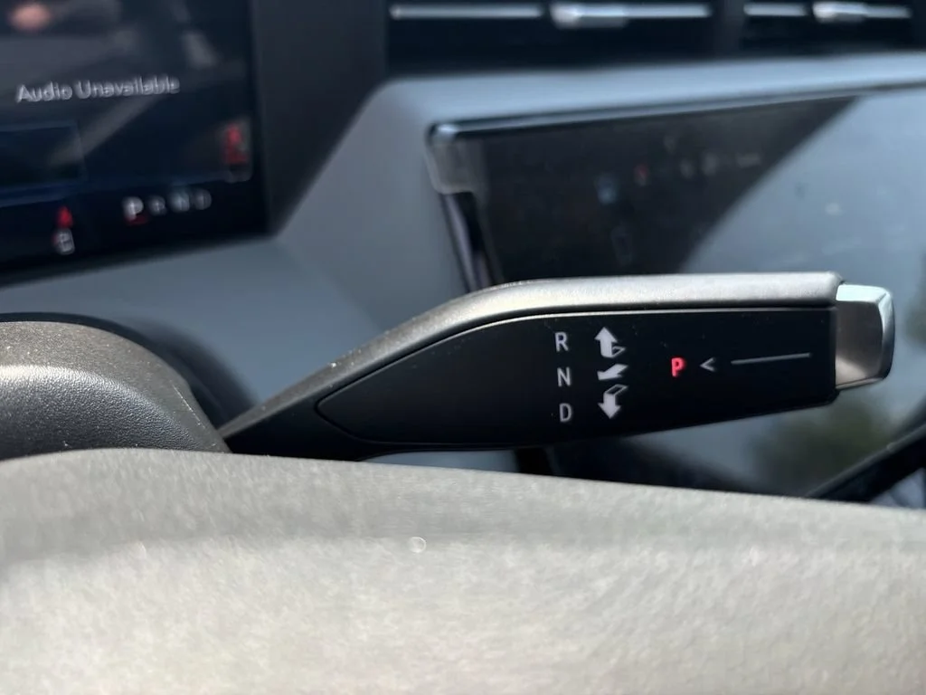 New 2027 Mosaic Black Metallic Chevrolet LT image 16