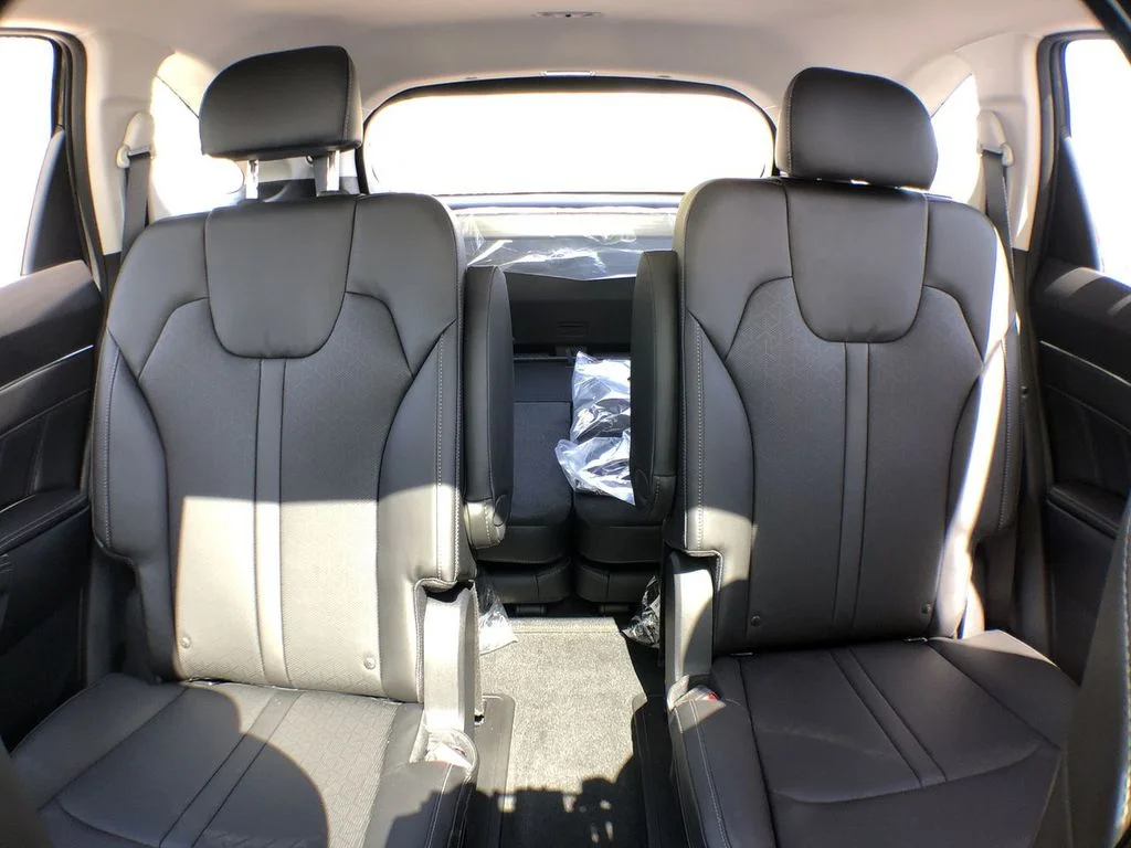 Used 2022 Black Kia SX image 56