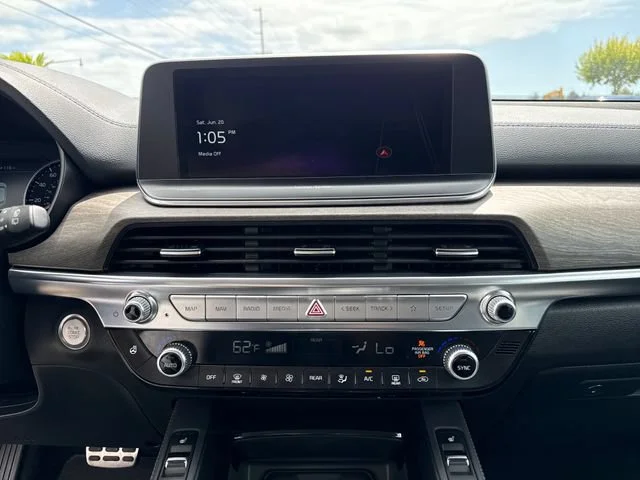 Used 2021 Wolf Gray Kia SX image 23