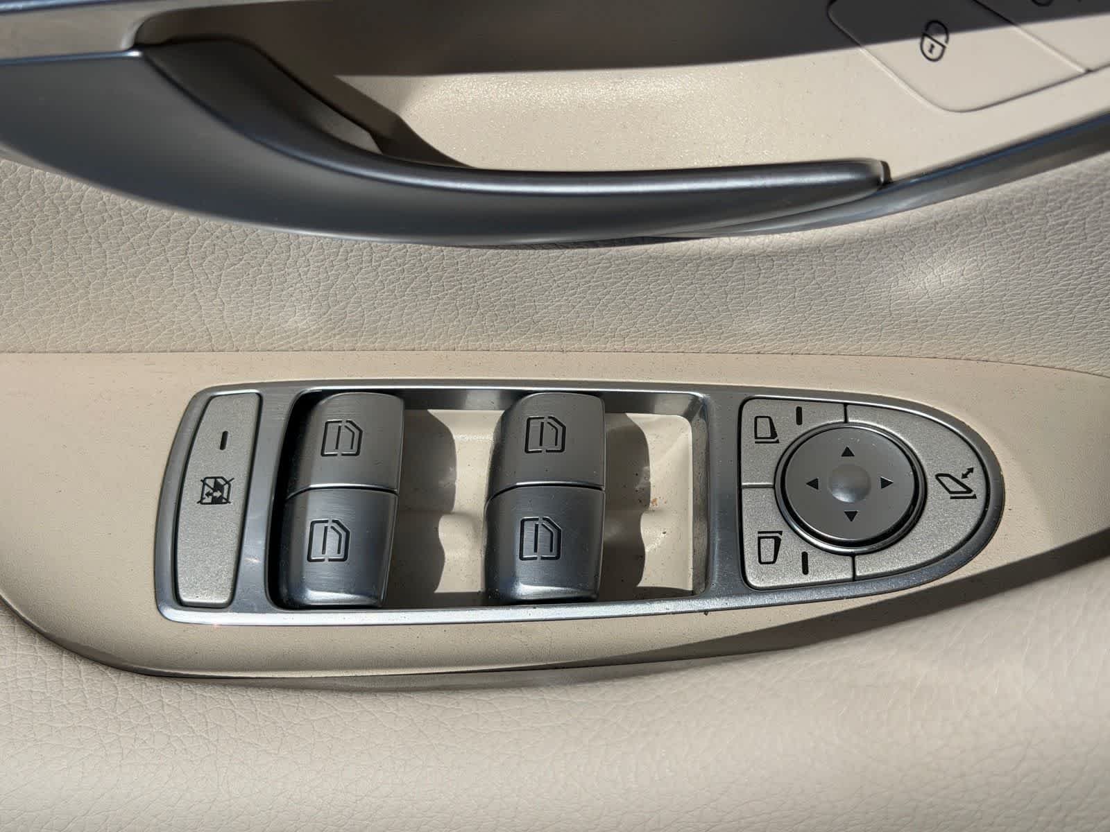 Used 2019 designo Cardinal Red Metallic Mercedes-Benz E 450 image 14