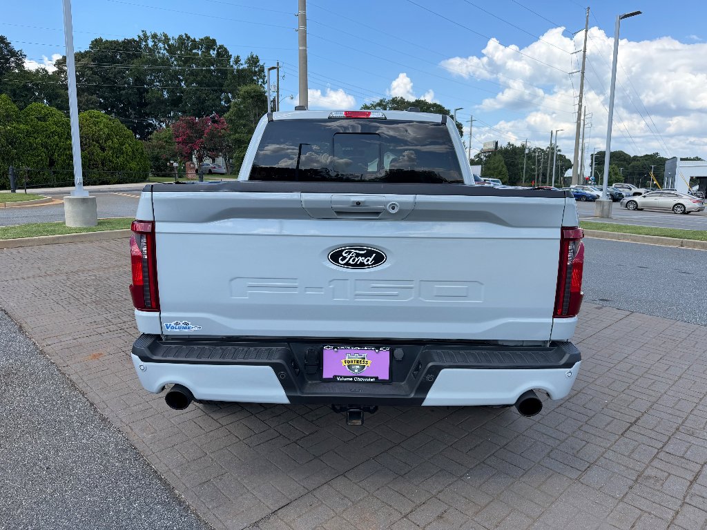 Used 2024 Gray Ford XLT image 6