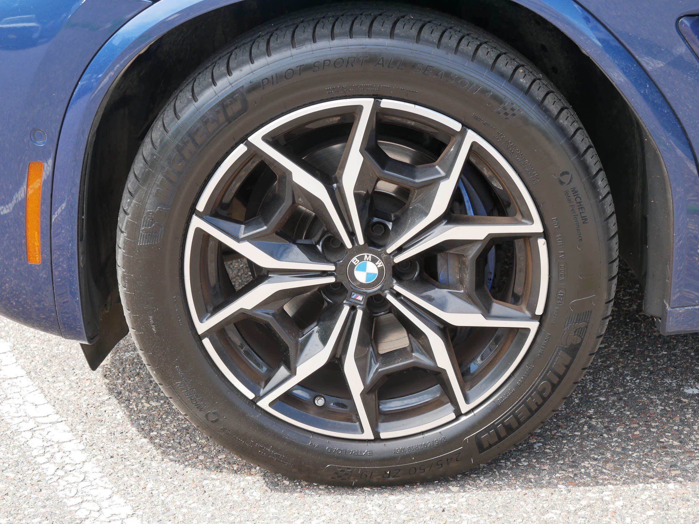 Used 2022 Phytonic Blue Metallic BMW M40i image 15