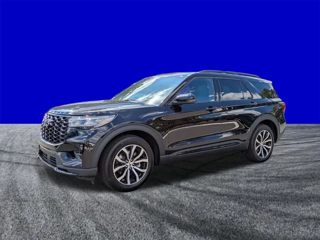 New 2026 Agate Black Metallic Ford ST-Line image 8