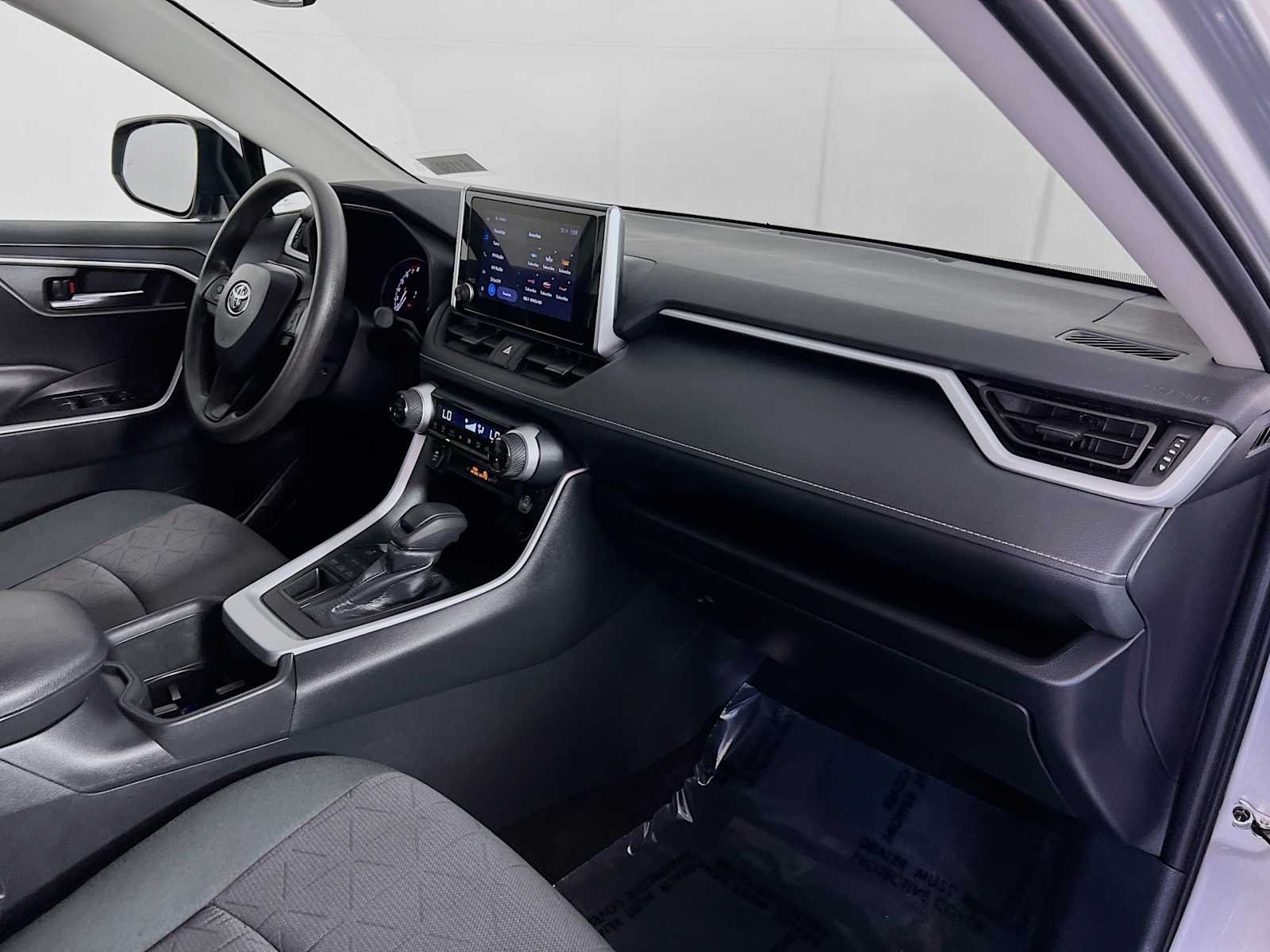 Used 2024 Silver Sky Metallic Toyota XLE image 28