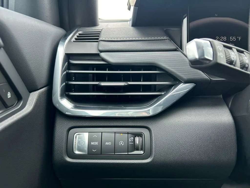 2026 GMC Acadia Elevation - Photo 20