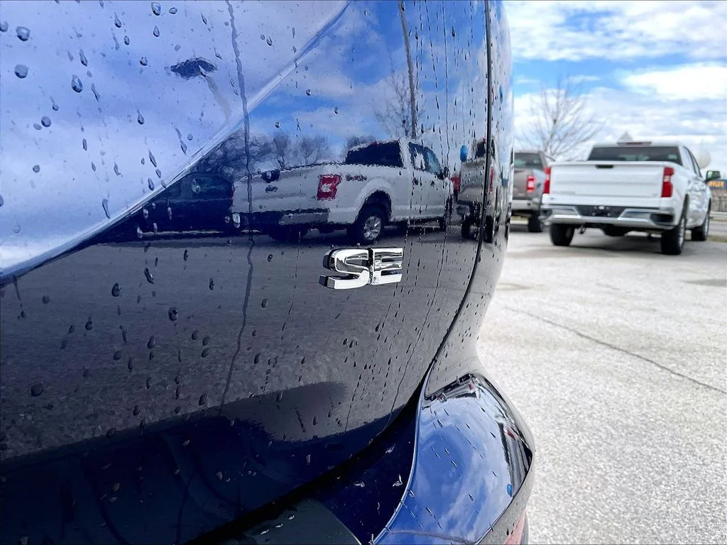 New 2026 Blue Mitsubishi SE 1.5T 2WD image 9