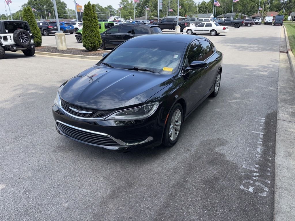 2017 Chrysler 200 Limited