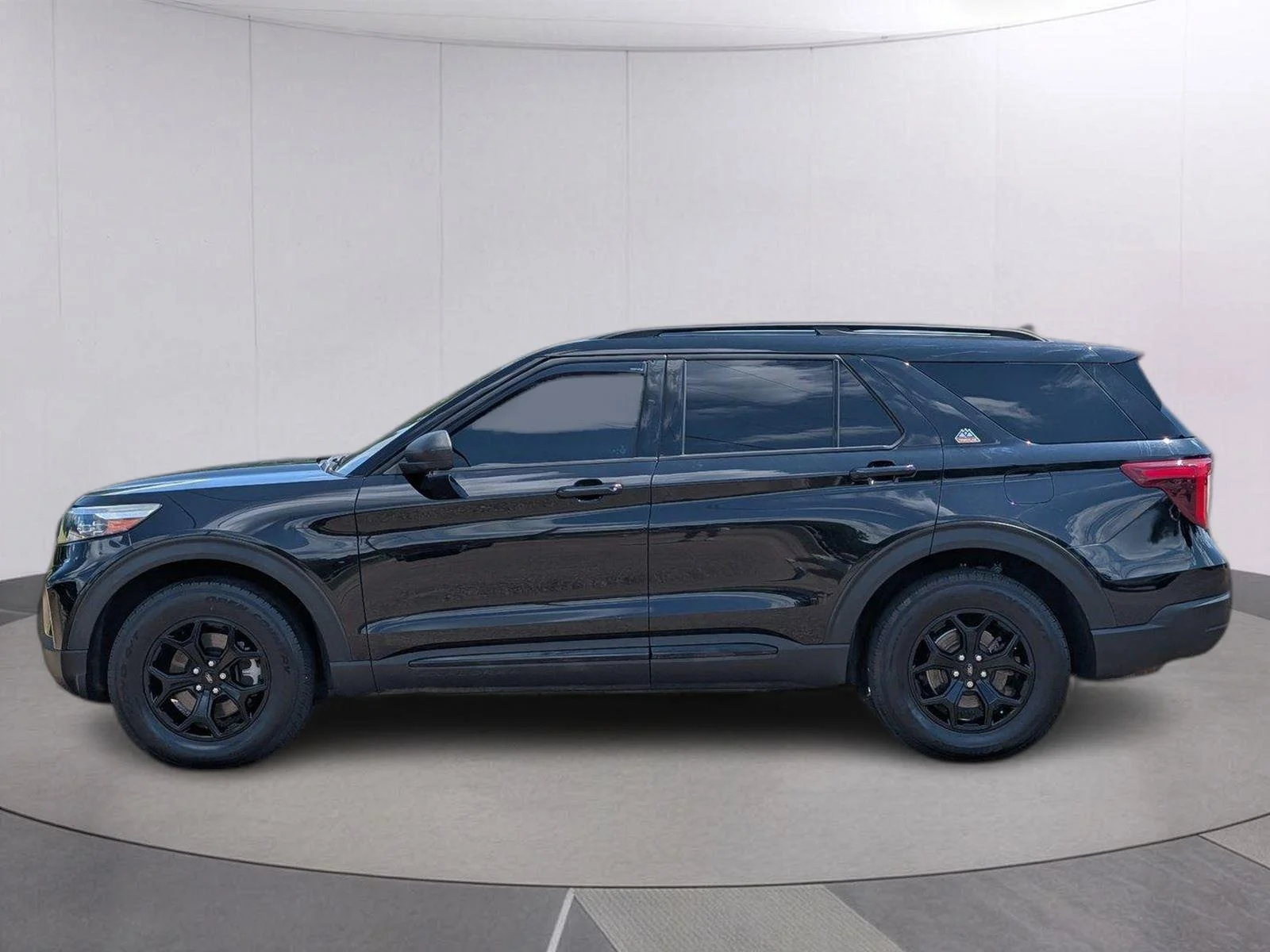 Used 2022 Agate Black Ford Timberline image 2