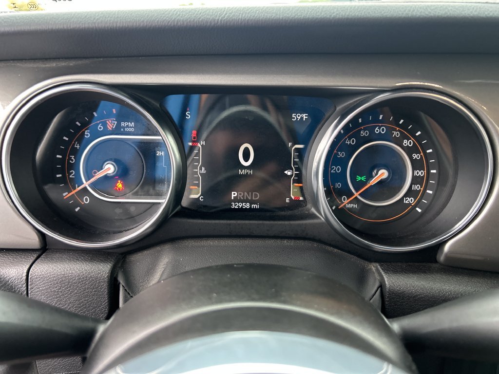 Used 2022 Gray Jeep Overland image 17