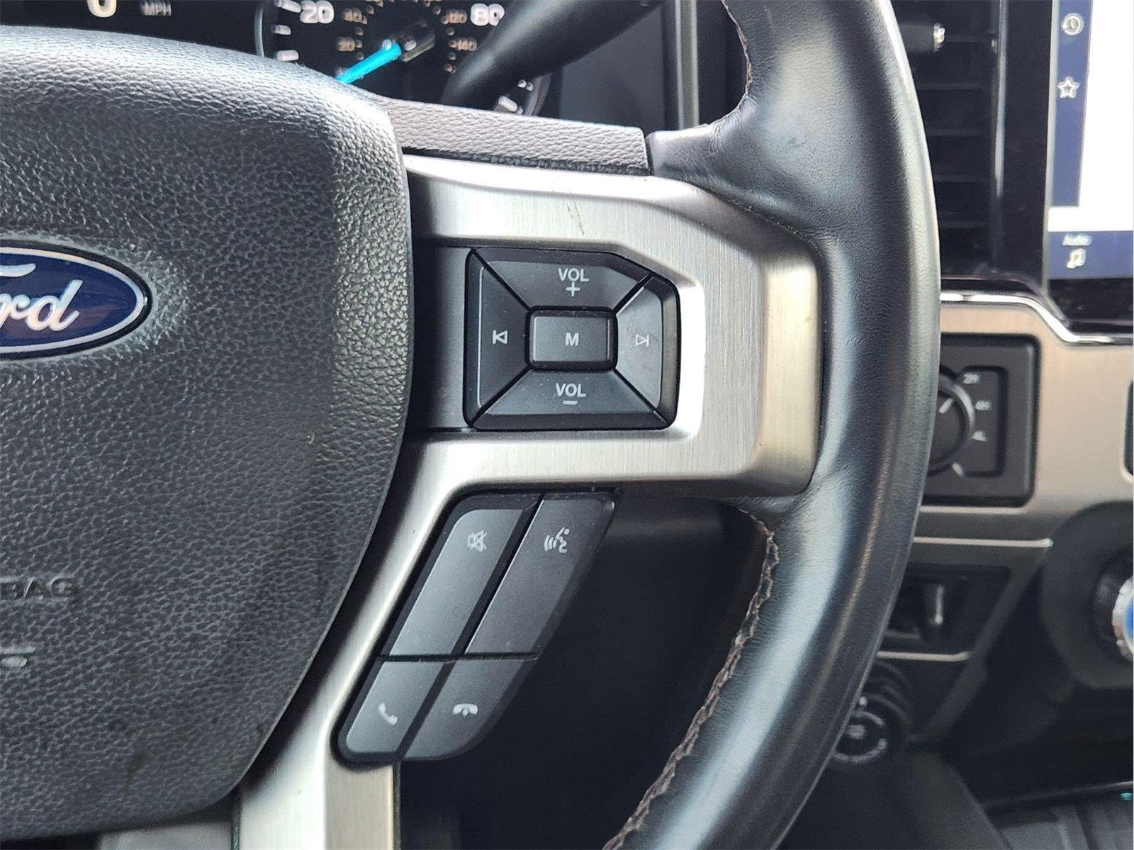 Used 2022 Star White Metallic Tri-Coat Ford Platinum image 29