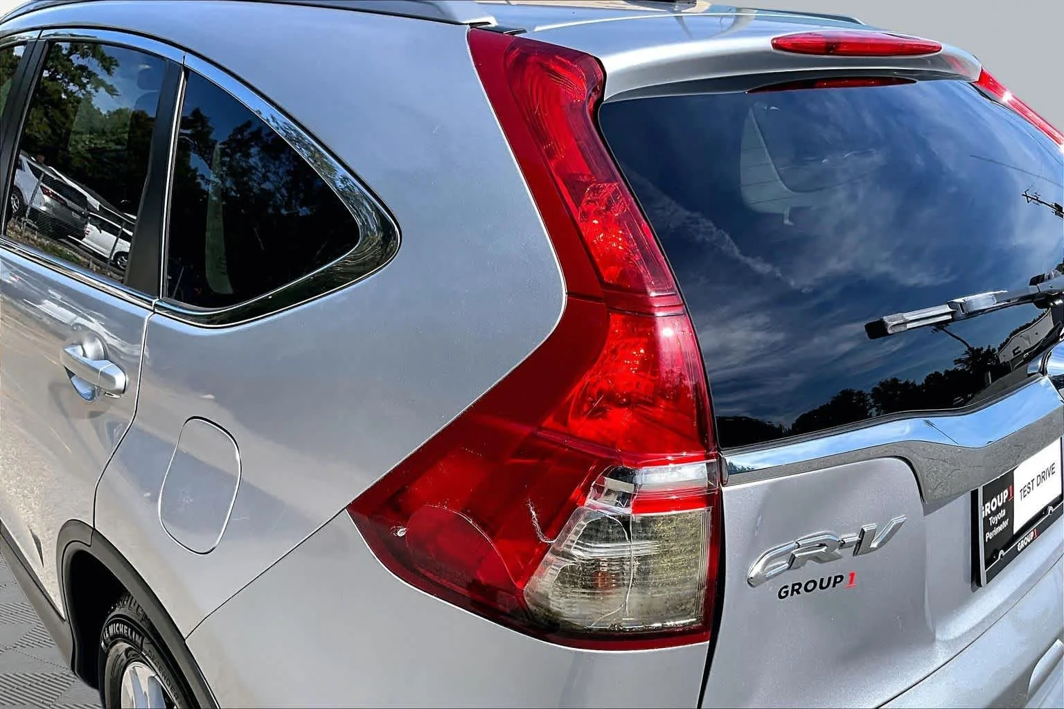 Used 2015 Alabaster Silver Metallic Honda EX-L image 28