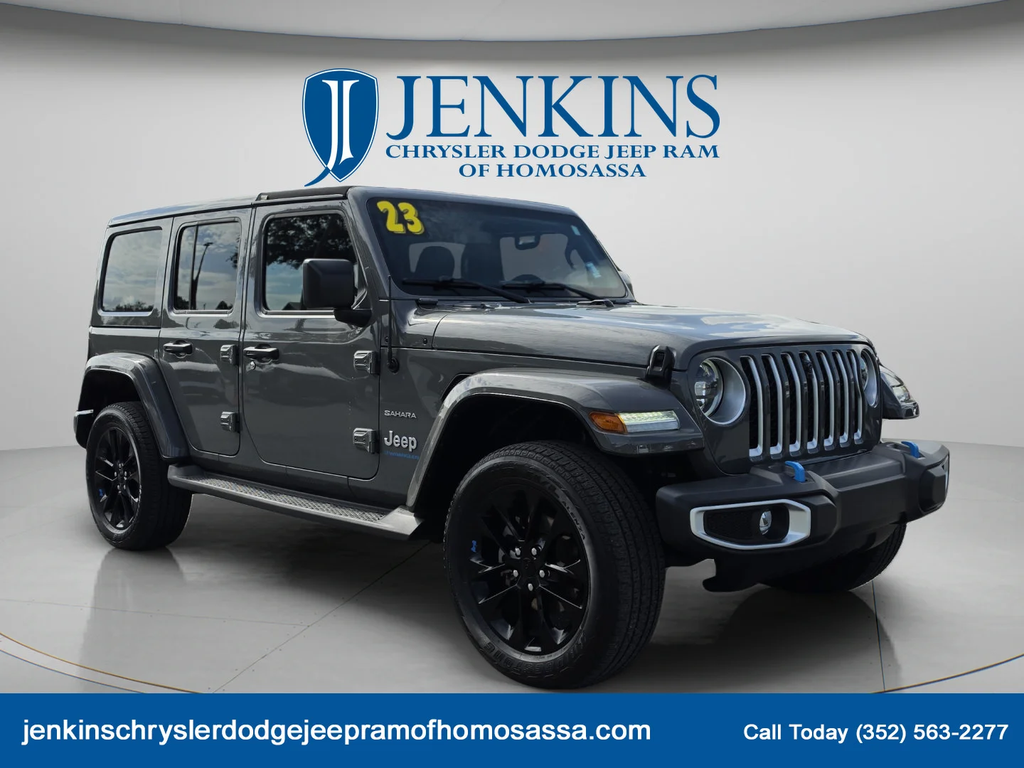 Used 2023 Sting-Gray Clearcoat Jeep Sahara image 1