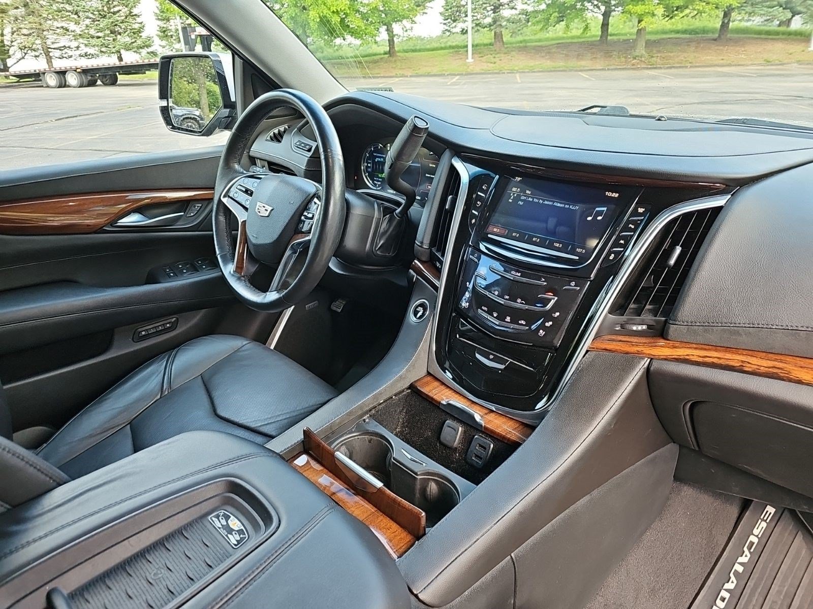 Used 2016 Radiant Silver Metallic Cadillac Luxury Collection image 12