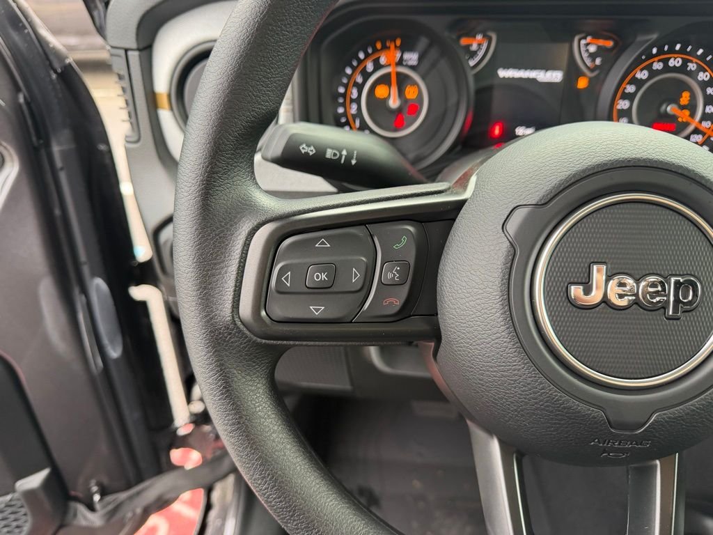 New 2026 Granite Crystal Metallic Clearcoat Jeep Sport image 18