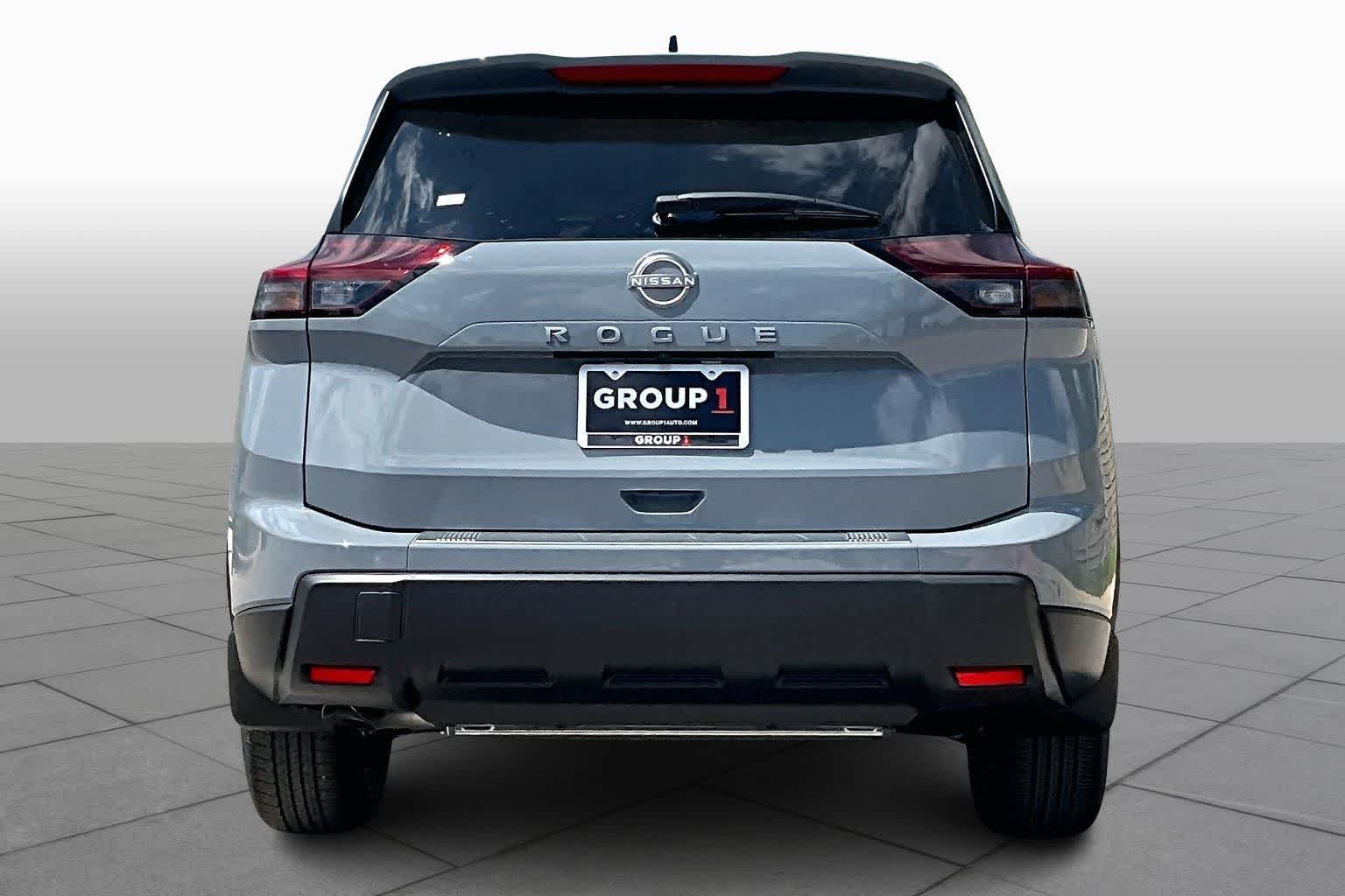 New 2026 Boulder Gray Pearl Nissan SV image 4