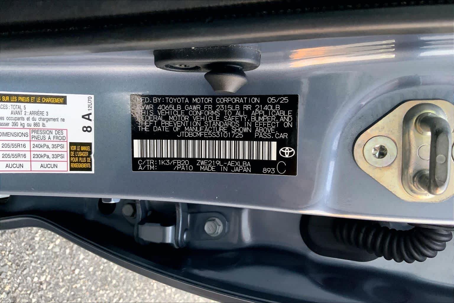 Used 2025 Celestite Toyota Hybrid LE image 31