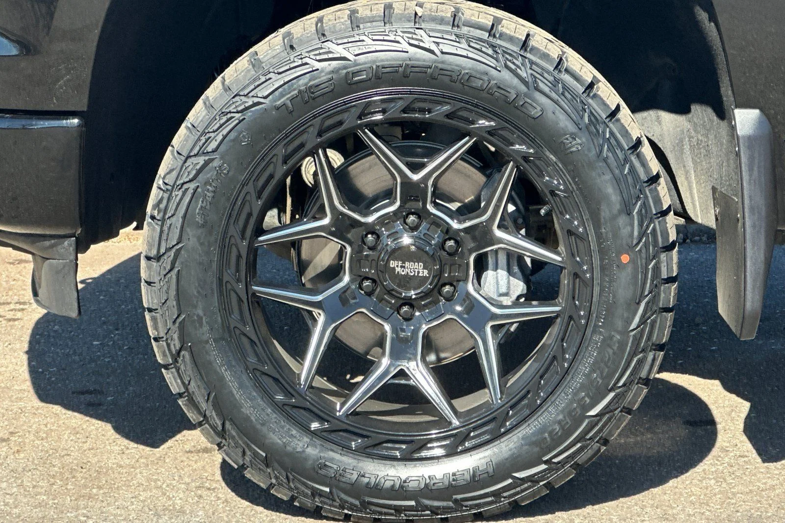 2024 Chevrolet Silverado 1500 RST - Photo 25
