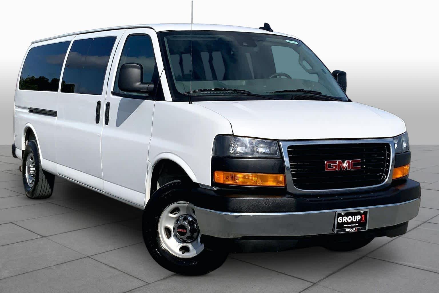 Pre-Owned 2025 GMC Savana Passenger LT