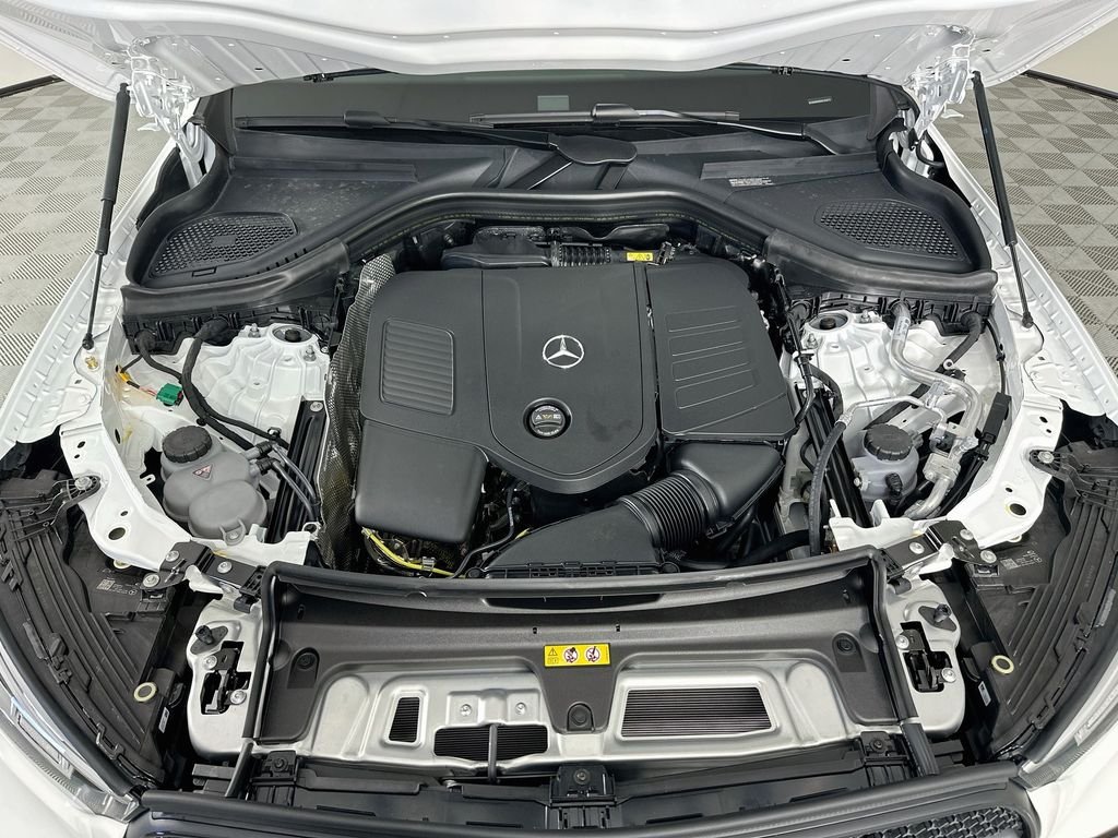 New 2027 Polar White Mercedes-Benz GLC 350e image 32