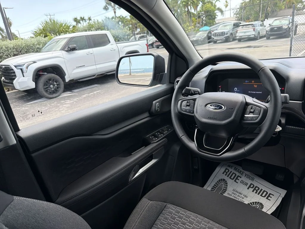 Used 2024 Green Ford XLT image 15