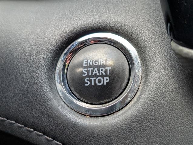 Used 2023  Toyota Platinum image 29