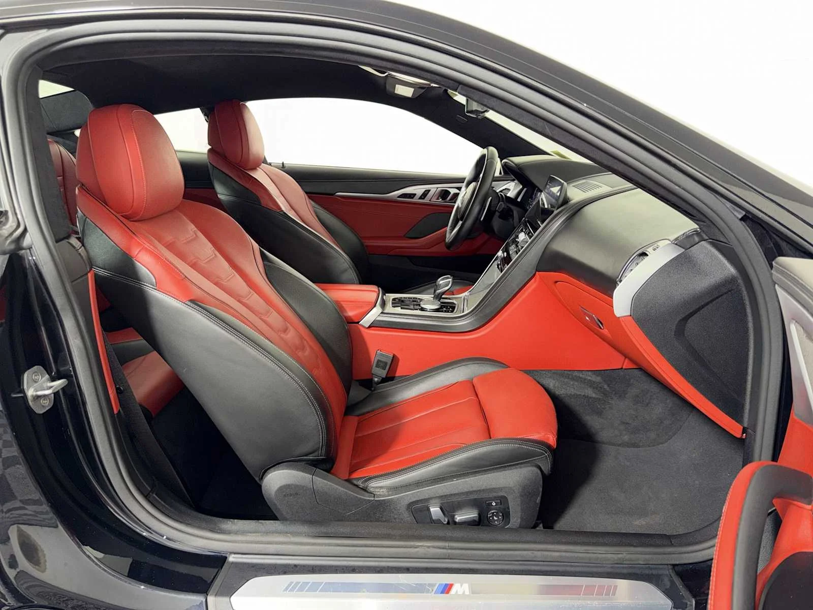 2020 BMW 8 Series 840i - Photo 23