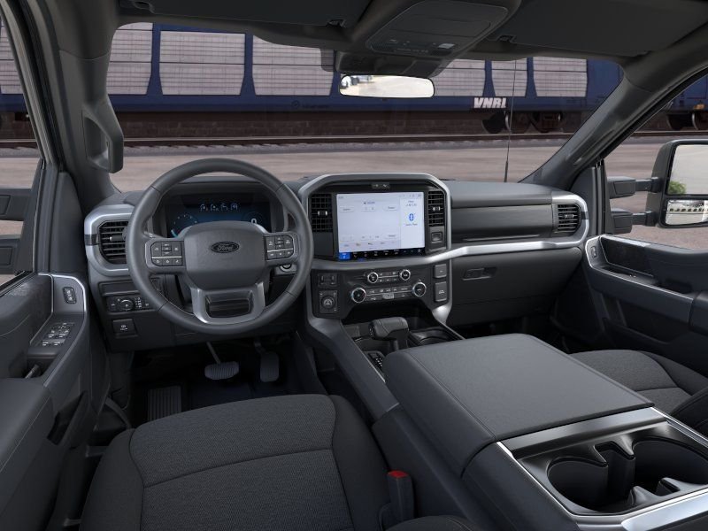 New 2026 Carbonized Gray Metallic Ford XLT image 9
