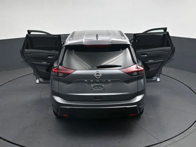 Used 2025 Gray Nissan SV image 39