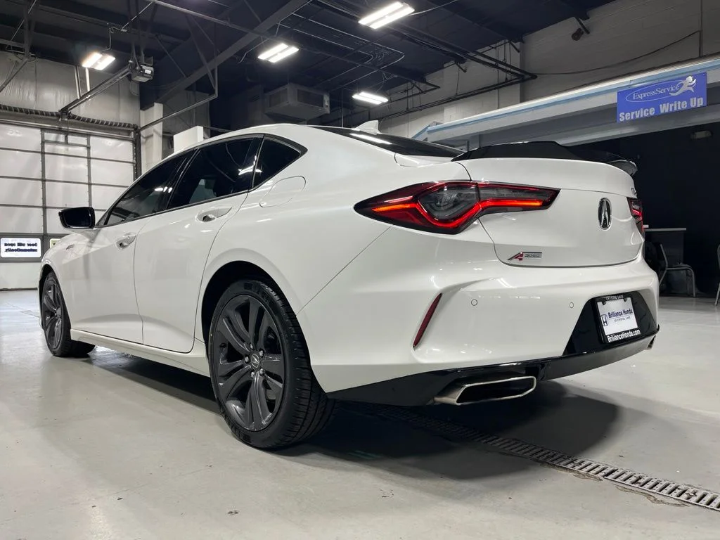 Used 2022 Platinum White Pearl Acura A-Spec Package image 5