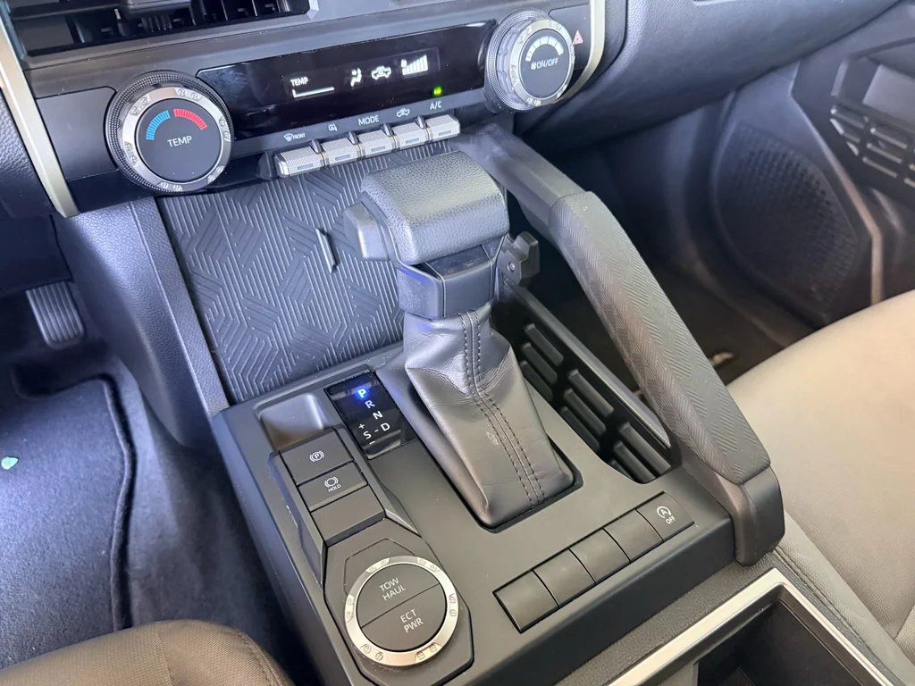 Used 2025 Ice Cap Toyota SR5 image 20