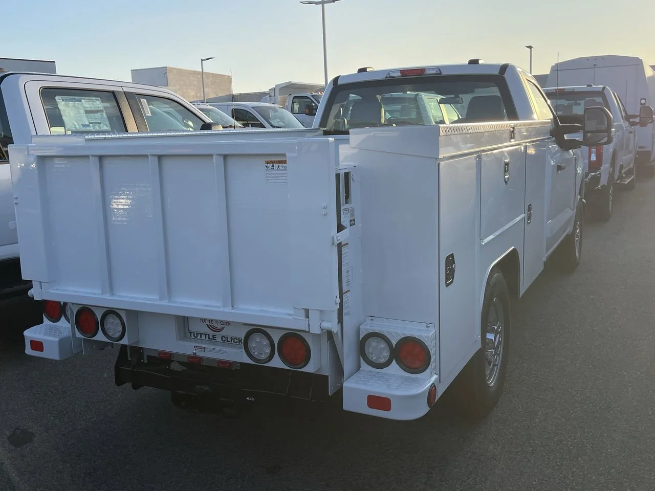 New 2026 Oxford White Ford XL image 6