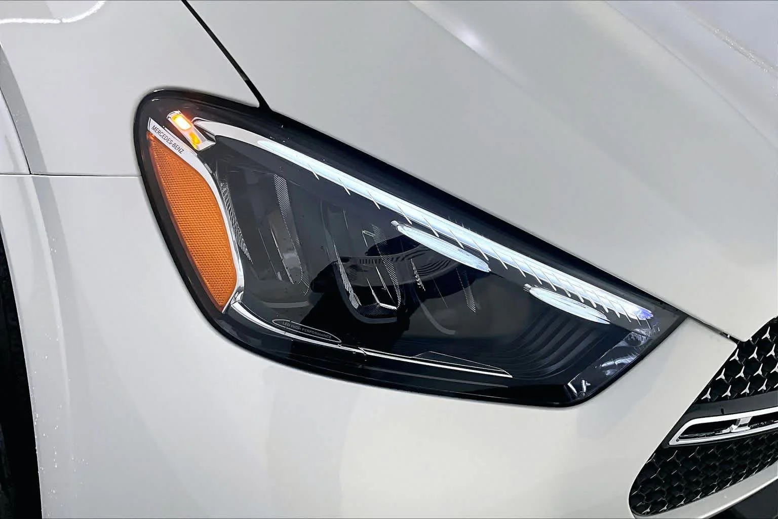 New 2026 Polar White Mercedes-Benz GLE 350 image 16