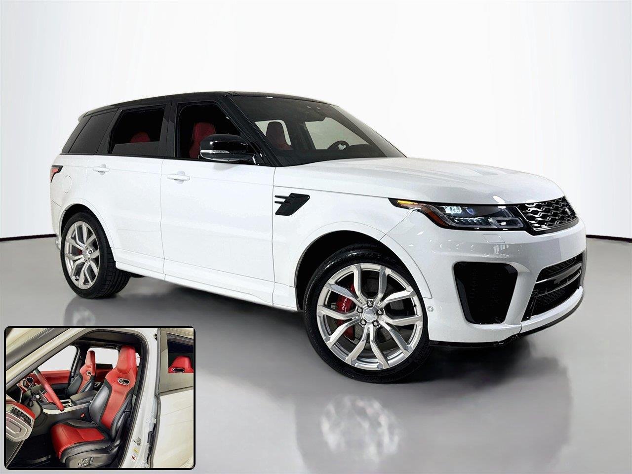 Used 2022 Fuji White Land Rover SVR image 2