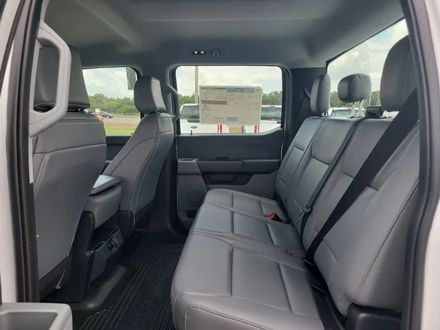 New 2026 Oxford White Ford XL image 15